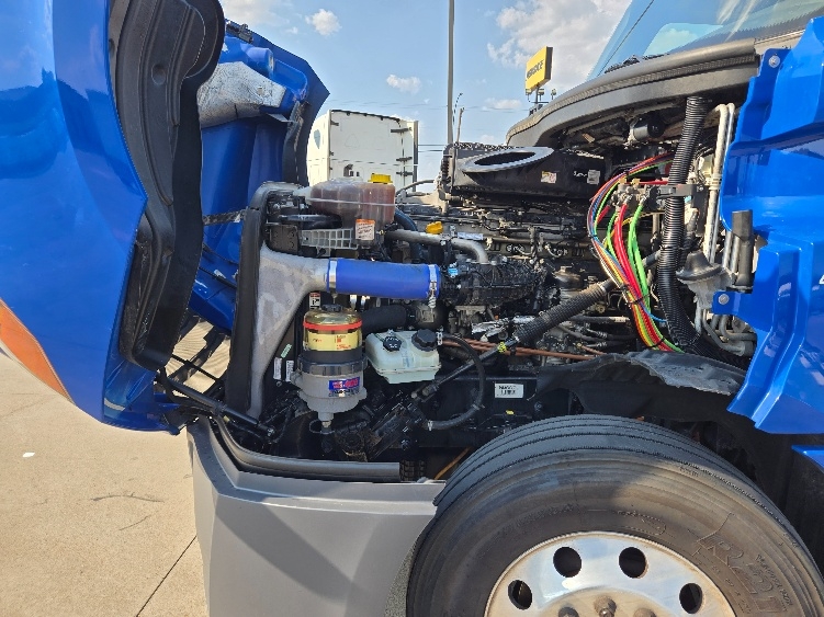 Used 2022 Freightliner Cascadia - photo 23