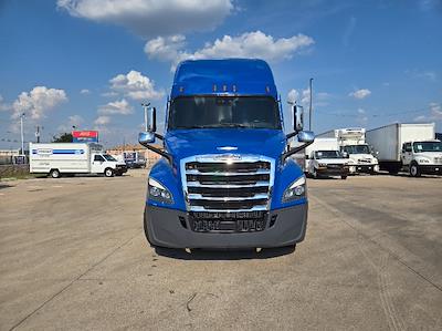 Used 2022 Freightliner Cascadia Detroit DD15AT Semi Truck with Sleeper Cab for sale #426342 - photo 2