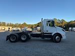 Used 2022 Volvo VNR Volvo D13 Semi Truck for sale #427494 - photo 8