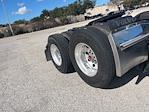 Used 2022 Volvo VNR Volvo D13 Semi Truck for sale #427497 - photo 19