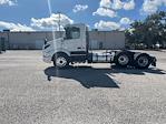 Used 2022 Volvo VNR Volvo D13 Semi Truck for sale #427497 - photo 4