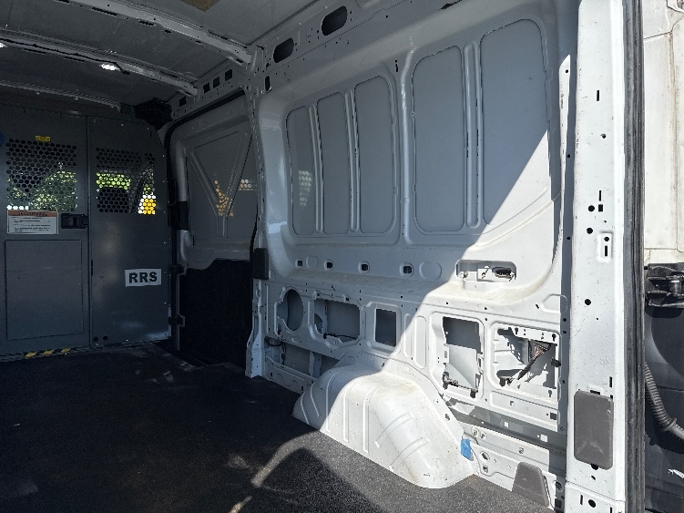 Used 2022 Ford Transit 250 - photo 11