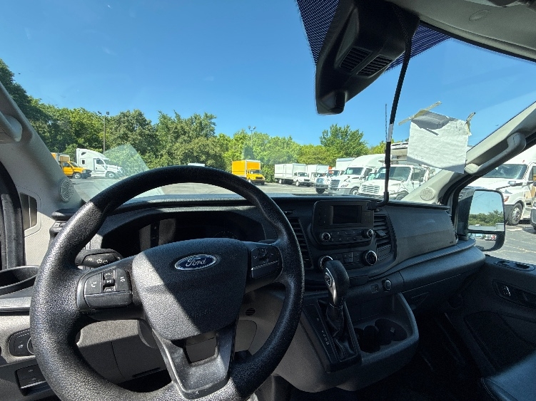 Used 2022 Ford Transit 250 - photo 17