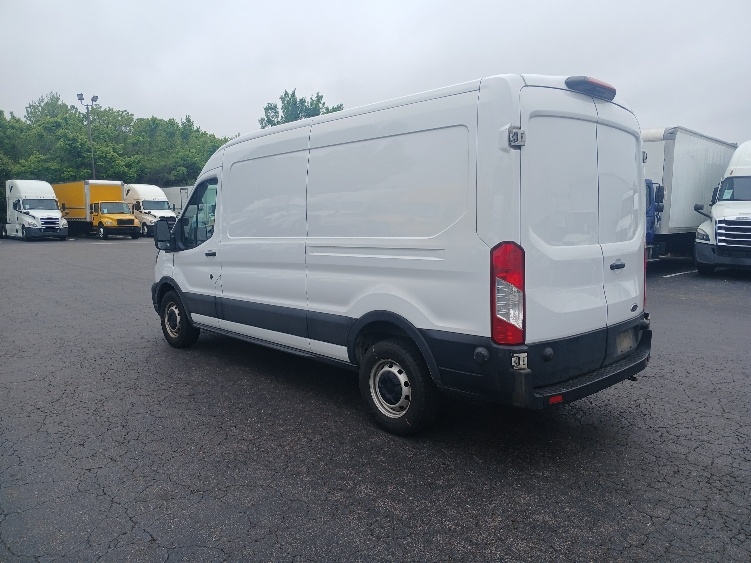 Used 2022 Ford Transit 250 - photo 6