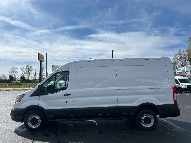 Used 2022 Ford Transit 250 - photo 6