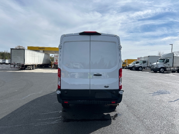 Used 2022 Ford Transit 250 - photo 9