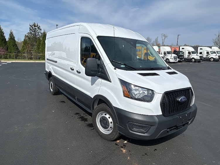 Used 2022 Ford Transit 250 - photo 1