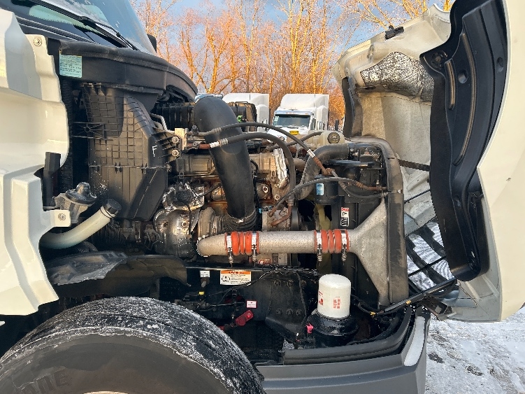 Used 2022 Freightliner Cascadia - photo 22