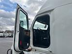 Used 2022 Freightliner Cascadia Detroit DD15AT Semi Truck with Sleeper Cab for sale #428458 - photo 9