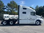 Used 2022 Volvo VNL Volvo D13 Semi Truck for sale #428483 - photo 8