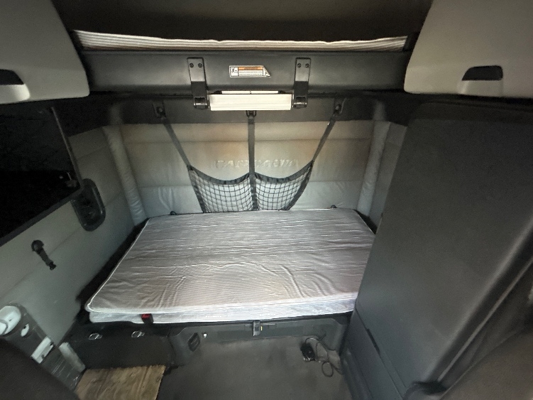 Used 2022 Freightliner Cascadia - photo 18