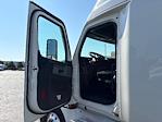 Used 2022 Freightliner Cascadia Detroit DD15AT Semi Truck with Sleeper Cab for sale #428780 - photo 9