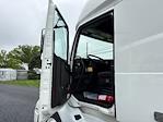 Used 2022 Volvo VNL Volvo D13 Semi Truck for sale #428854 - photo 9