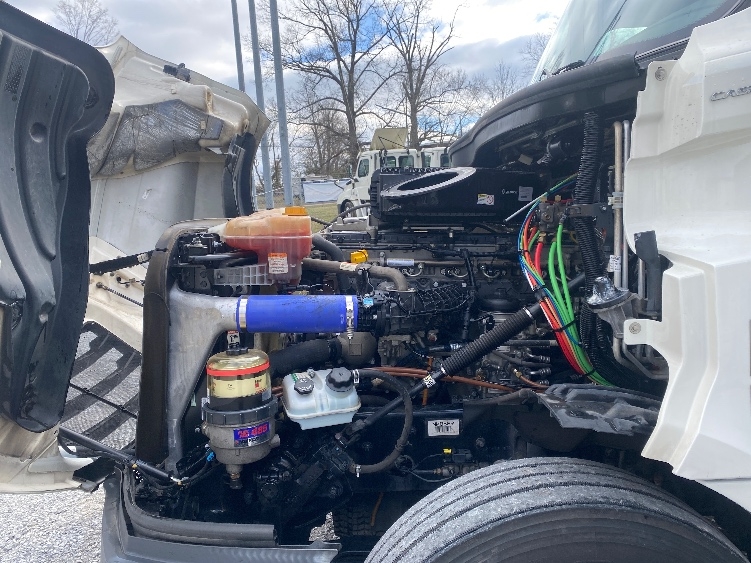 Used 2022 Freightliner Cascadia - photo 22