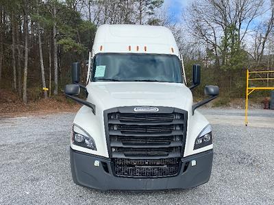 Used 2022 Freightliner Cascadia - photo 1