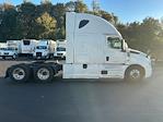Used 2022 Freightliner Cascadia Detroit DD15AT Semi Truck with Sleeper Cab for sale #428995 - photo 8