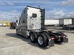 Used 2022 Freightliner Cascadia Detroit DD15AT Semi Truck with Sleeper Cab for sale #429006 - photo 5