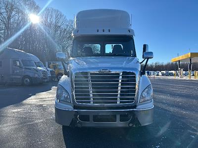 Used 2019 Freightliner Cascadia Detroit DD13 Semi Truck for sale #42908 - photo 2