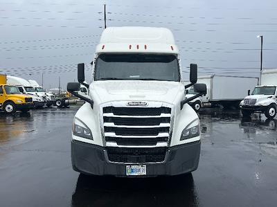Used 2022 Freightliner Cascadia - photo 1