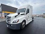 Used 2022 Freightliner Cascadia Detroit DD15AT Semi Truck with Sleeper Cab for sale #429395 - photo 3