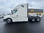 Used 2022 Freightliner Cascadia Detroit DD15AT Semi Truck with Sleeper Cab for sale #429395 - photo 4