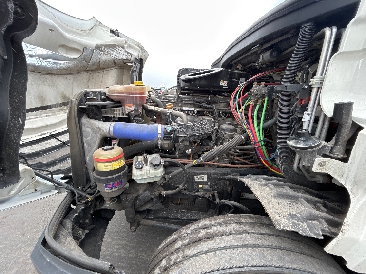 Used 2022 Freightliner Cascadia - photo 23