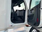 Used 2022 Freightliner Cascadia Detroit DD15AT Semi Truck with Sleeper Cab for sale #429921 - photo 13