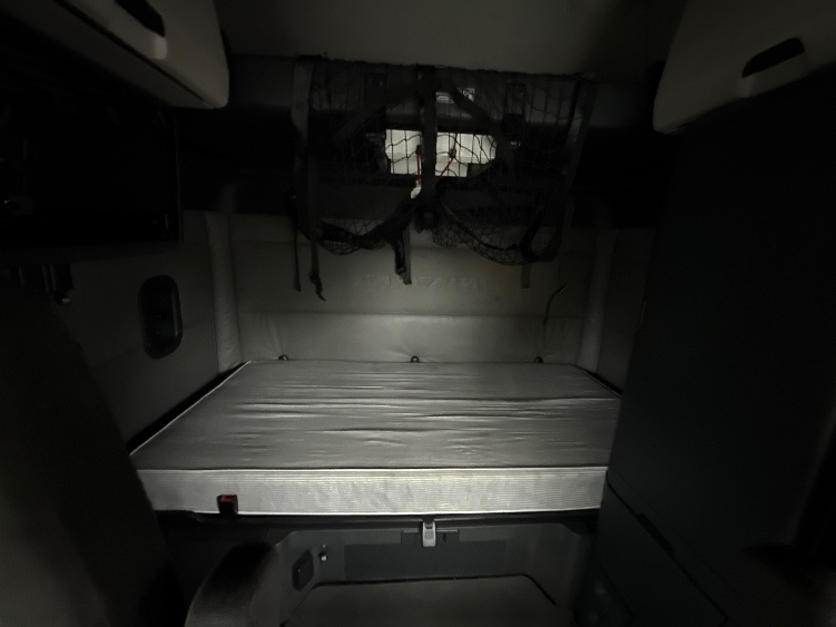 Used 2022 Freightliner Cascadia - photo 18