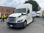 Used 2022 Freightliner Cascadia Detroit DD15AT Semi Truck with Sleeper Cab for sale #429935 - photo 3