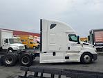 Used 2022 Freightliner Cascadia Detroit DD15AT Semi Truck with Sleeper Cab for sale #429935 - photo 8