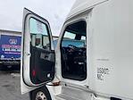Used 2022 Freightliner Cascadia Detroit DD15AT Semi Truck with Sleeper Cab for sale #429935 - photo 9