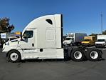Used 2022 Freightliner Cascadia Detroit DD15AT Semi Truck with Sleeper Cab for sale #429940 - photo 4