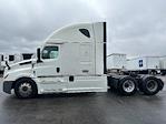 Used 2022 Freightliner Cascadia Detroit DD15AT Semi Truck with Sleeper Cab for sale #429941 - photo 4