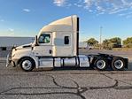 Used 2022 Freightliner Cascadia Detroit DD15AT Semi Truck with Sleeper Cab for sale #430068 - photo 4