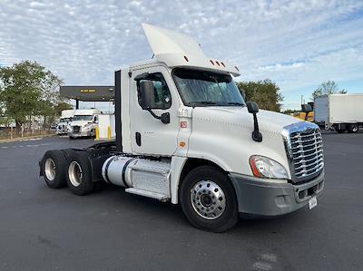 Used 2018 Freightliner Cascadia Detroit DD13 Semi Truck for sale #431146 - photo 1