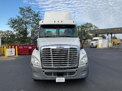 Used 2018 Freightliner Cascadia Detroit DD13 Semi Truck for sale #431146 - photo 2