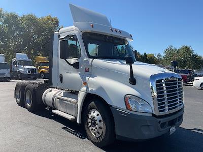 Used 2018 Freightliner Cascadia Detroit DD13 Semi Truck for sale #431147 - photo 1