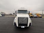 Used 2022 Volvo VNL Volvo D13 Semi Truck for sale #431695 - photo 2