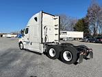 Used 2022 Freightliner Cascadia Detroit DD15AT Semi Truck with Sleeper Cab for sale #431785 - photo 5