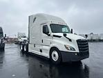 Used 2022 Freightliner Cascadia Detroit DD15AT Semi Truck with Sleeper Cab for sale #431786 - photo 1