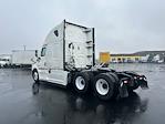 Used 2022 Freightliner Cascadia Detroit DD15AT Semi Truck with Sleeper Cab for sale #431786 - photo 5