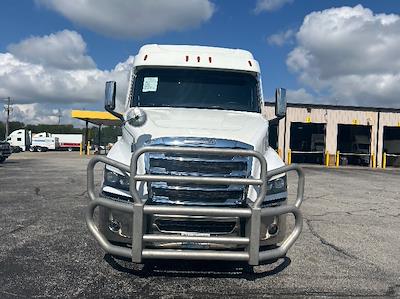 Used 2022 Freightliner Cascadia Detroit DD13 Semi Truck with Sleeper Cab for sale #432232 - photo 2