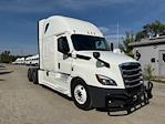 Used 2022 Freightliner Cascadia Detroit DD15AT Semi Truck with Sleeper Cab for sale #432362 - photo 1