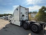 Used 2022 Freightliner Cascadia Detroit DD15AT Semi Truck with Sleeper Cab for sale #432362 - photo 5