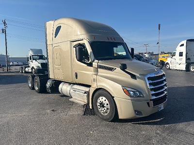 Used 2022 Freightliner Cascadia Cummins X15 Semi Truck with Sleeper Cab for sale #433492 - photo 1