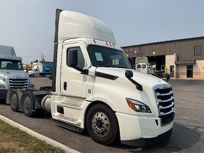 Used 2022 Freightliner Cascadia Detroit DD13 Semi Truck for sale #433723 - photo 1