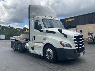 Used 2022 Freightliner Cascadia Detroit DD13 Semi Truck for sale #433737 - photo 1