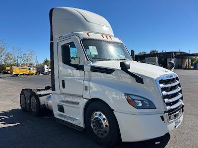 Used 2022 Freightliner Cascadia Detroit DD13 Semi Truck for sale #433748 - photo 1