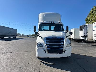 Used 2022 Freightliner Cascadia Detroit DD13 Semi Truck for sale #433749 - photo 2