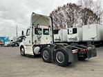 Used 2022 Freightliner Cascadia Detroit DD13 Semi Truck for sale #433754 - photo 5